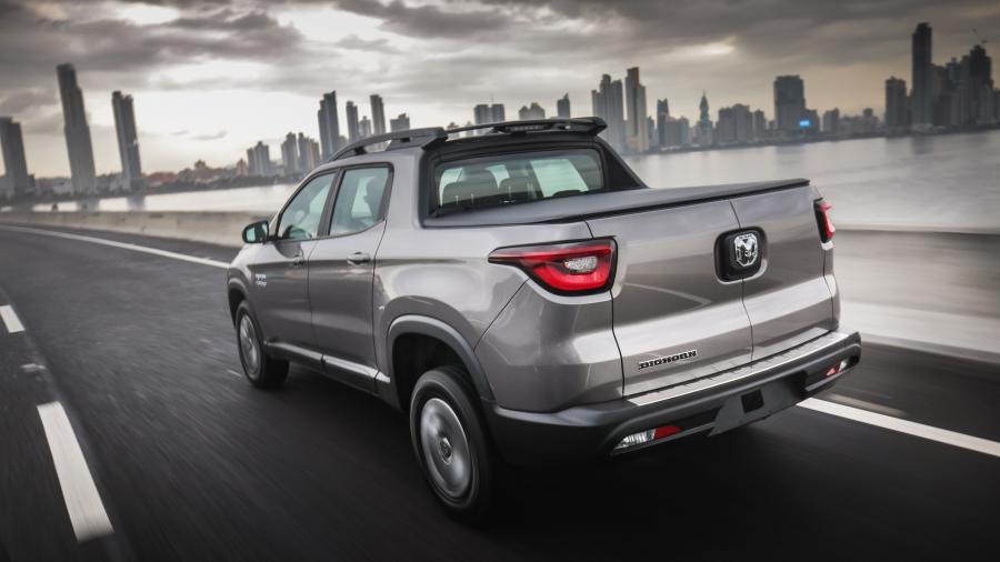  Ram 1000 Big Horn 2019 года  (фото 4 из 14)
